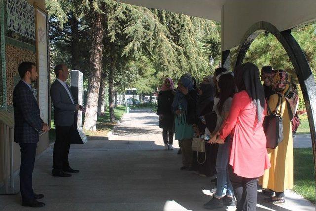 Şeyh Edebali Üniversitesi Öğrencilerinden Bilecik Ziyareti
