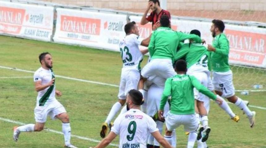 Denizlispor'da Teknik Direkt&ouml;r Reha Erginer Ilk Ma&ccedil;ta Camiaya Umut Verdi