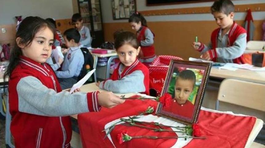 Arkadaşları, Samet'i Unutmadı