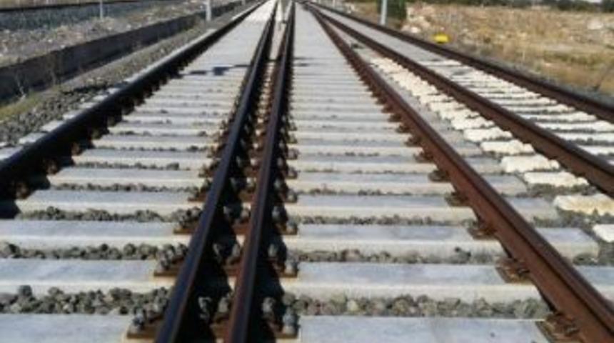 Amasya'da Vin&ccedil;le 41 Ton Ray Demiri &Ccedil;alan Hurdacı Tutuklandı