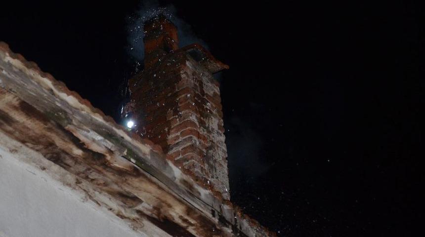 Bacada &Ccedil;ıkan Yangın Korkuttu