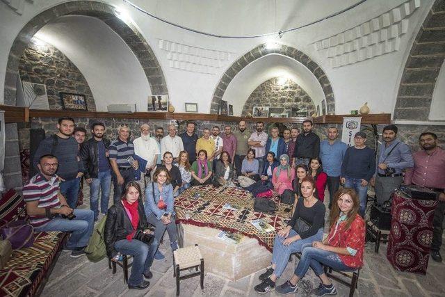 Fotoğraf Sanatçıları Siverek’te Buluştu