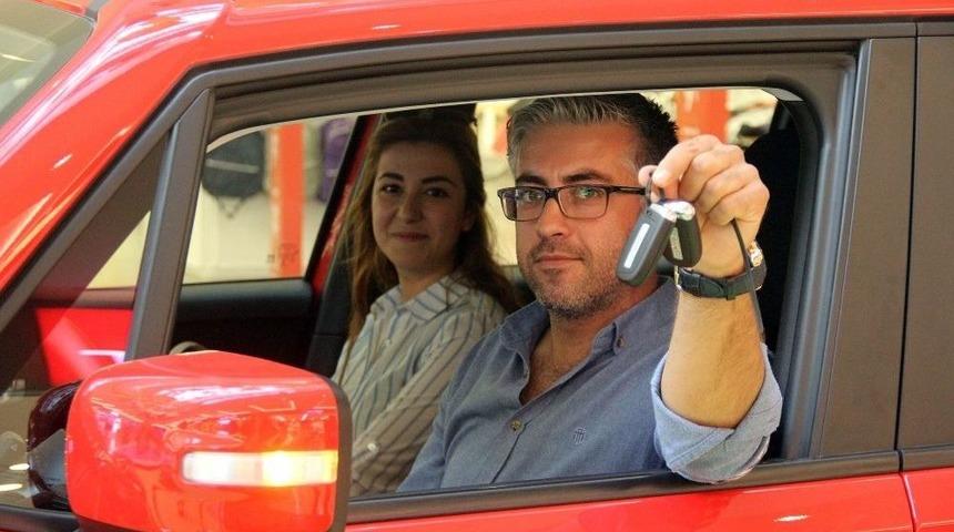 300 Tl &Ouml;dedi 124 Bin Tl Değerinde Cip Kazandı