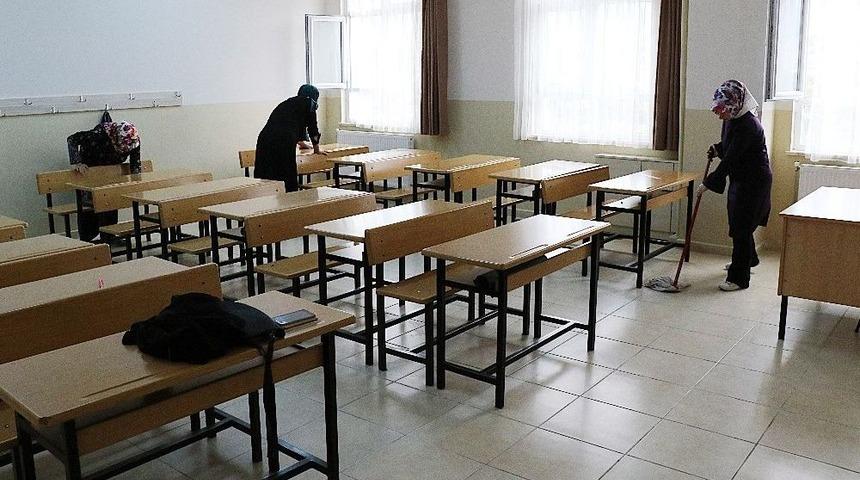 Velilerden Okul Temizliği