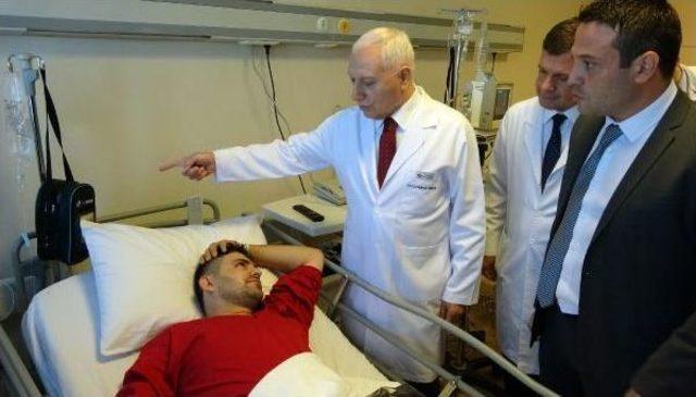 Prof Dr. Haberal: B&ouml;brek Hastasının Hayatı Ameliyat Masasında Değişiyor 2