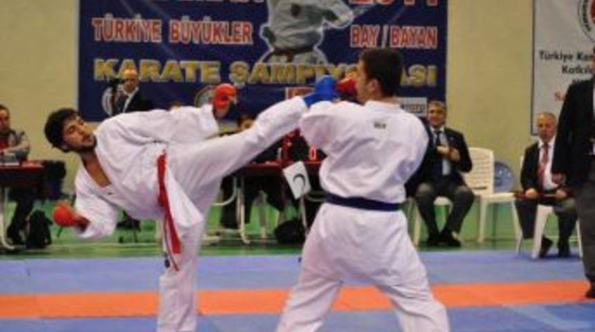 Karateci Pınarbaşı, Fransa&rsquo;da Lig M&uuml;sabakalarına Katılacak