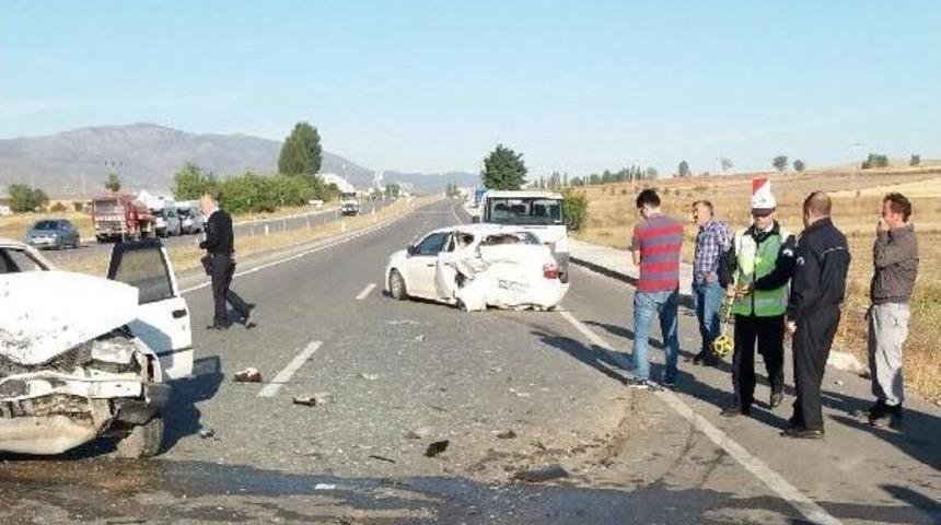 Amasya&rsquo;Da Kaza: 1 &Ouml;l&uuml;, 2 Yaralı
