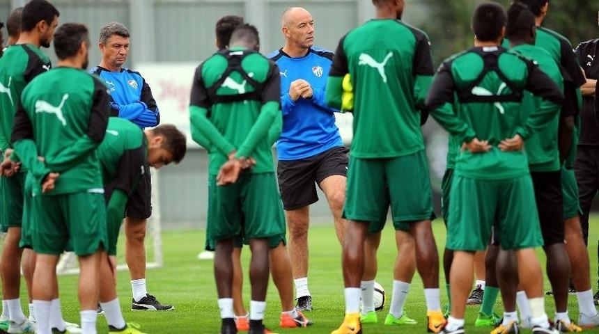 Bursaspor&rsquo;da Onur Atasayar&rsquo;ın Tedavisine Başlandı