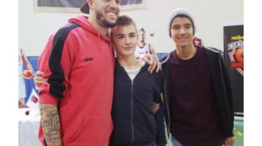 Dev Adamlar Taraftarla Buluşuyor