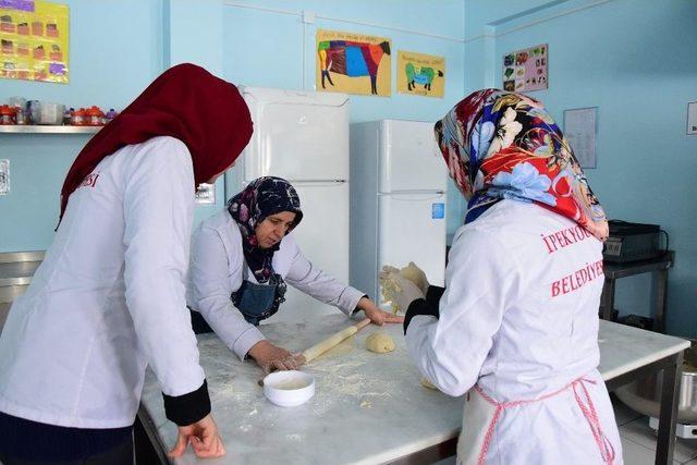 İpekyolu Belediyesinden Aşçılık Kursu