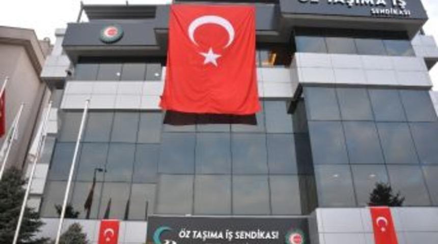 &Ouml;z Taşıma-iş Sendikası Genel Başkanı Toruntay: &ldquo;dualarımızı Şanlı T&uuml;rk Ordumuza G&ouml;nderiyoruz&rdquo;