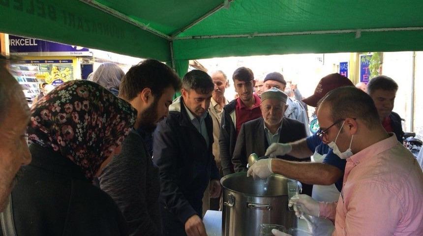 Odunpazarı Belediyesi 5 Bin Kişiye Aşure Dağıtıldı