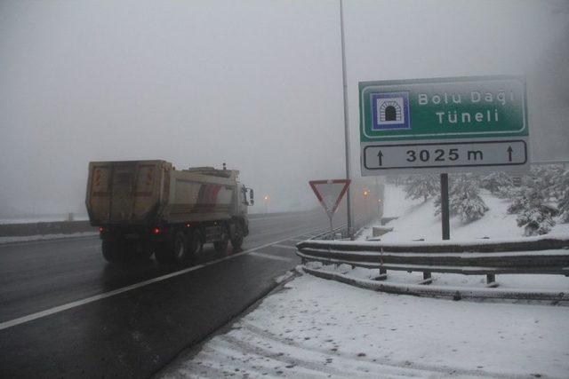 Bolu Dağı’nda Yoğun Sis Etkili Oluyor