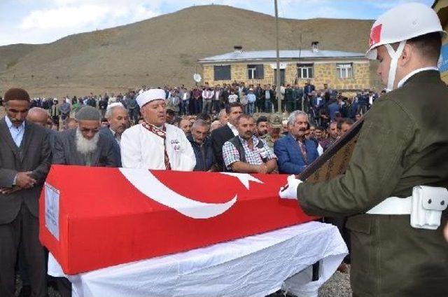 Doğubayazıt Şehitleri Törenle Uğurlandı (2)