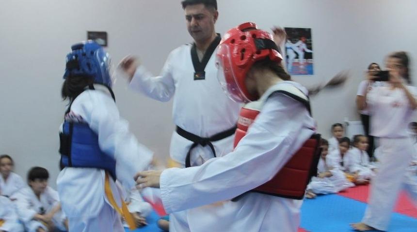 Siirt&rsquo;te Tekvando Kuşak Sınavı Yapıldı