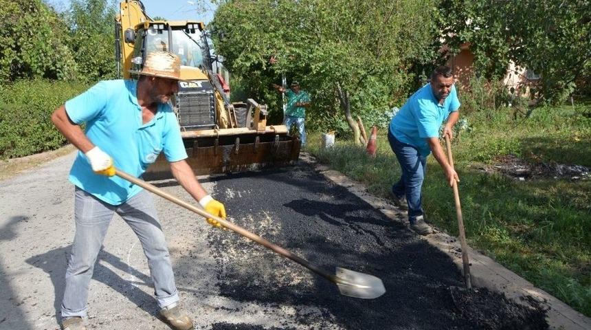 Kartepe&rsquo;de Yollar Onarılıyor