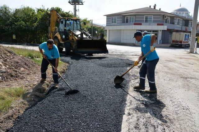 Kartepe’de Yollar Onarılıyor