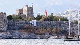 Ziyarete Kapalı Bodrum Kalesi Için Platform Kurdular