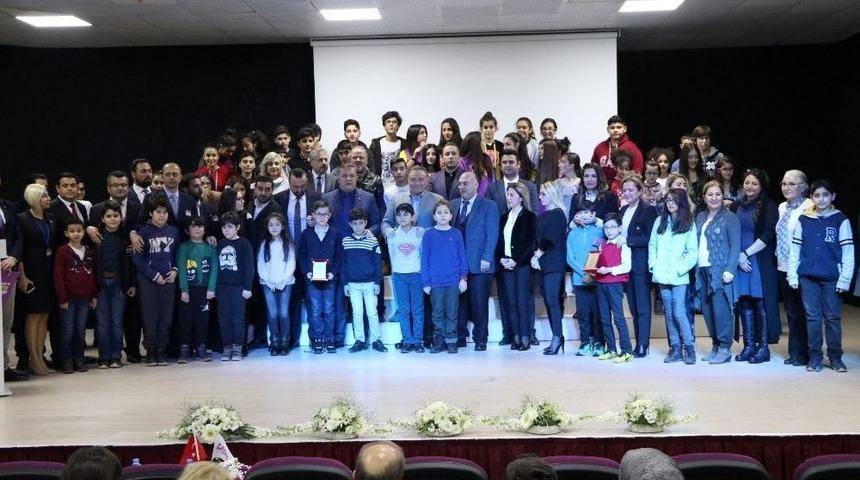 Enver Y&uuml;cel: "artık Ezberci &Ouml;ğrenciler Yetiştirmiyoruz"