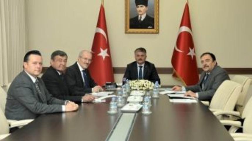 Vali Yazıcı: &ldquo;balıkesir Sadece Sanayide Değil Her Alanda Kalkınacak&rdquo;