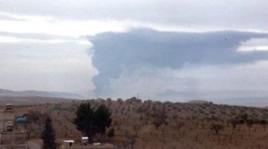 Zeytin Dalı Harekatı&rsquo;nın 5. G&uuml;n&uuml;nde Havadan Ve Karadan Bombardıman S&uuml;r&uuml;yor
