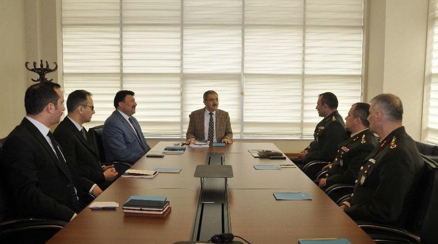 Sel&ccedil;uk &Uuml;niversitesi&rsquo;nden Kbrn&rsquo;ye Destek