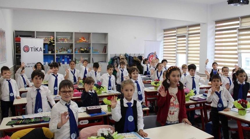 Tika&rsquo;dan Romanya&rsquo;da 23 Okula 23 T&uuml;rk&ccedil;e Sınıfı