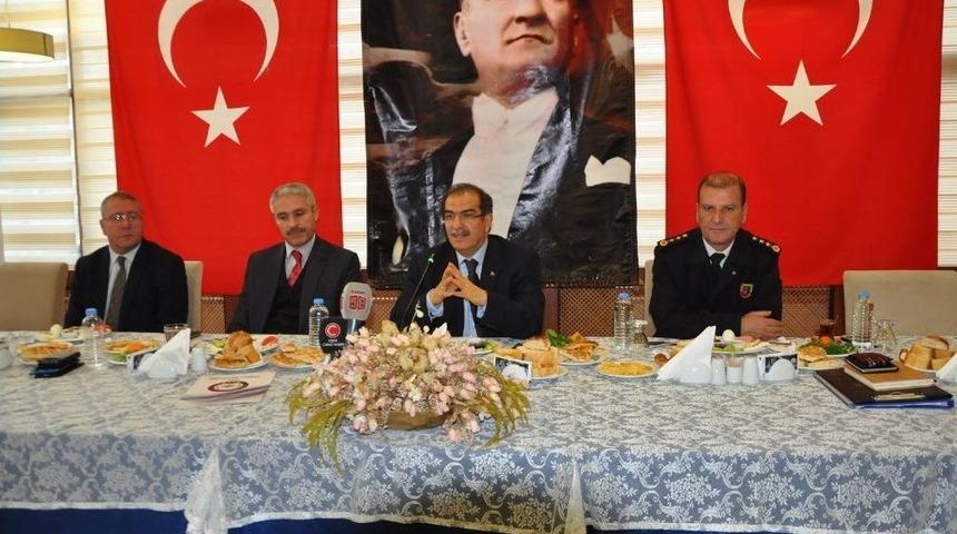 Uşak&rsquo;ta 2017 Yılında 690 Kişi Fet&ouml;&rsquo;den Tutuklandı