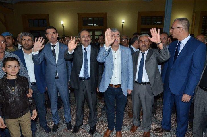 Malatya’dan 350 Kişilik Kafile, Halisdemir’in Kabrini Ziyarete Gitti G4