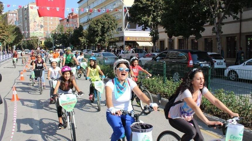 Doğa&rsquo;ya Saygı İ&ccedil;in Pedal &Ccedil;evirdiler