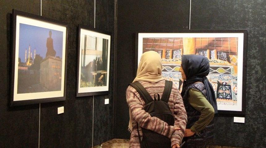 15 Temmuz&rsquo;un Gazeteci Şehidi Canbaz&rsquo;ın Fotoğrafları Sergilendi