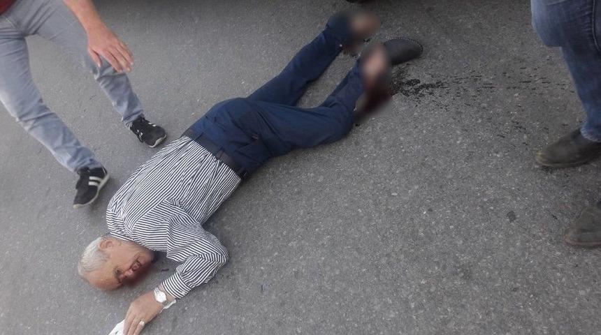 Otob&uuml;s&uuml;n Altında Kalan Yaşlı Adamın Ayağı Koptu