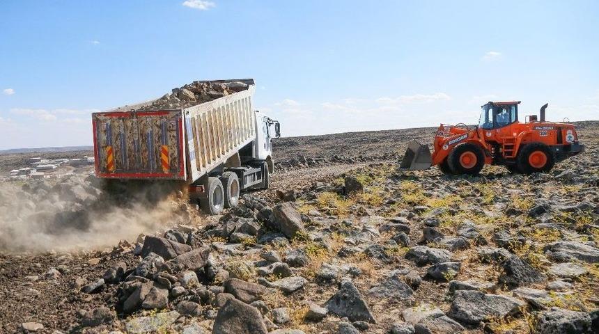 &Ccedil;ift&ccedil;iler, 100 Yıl Sonra Arazilerine Ulaşacak