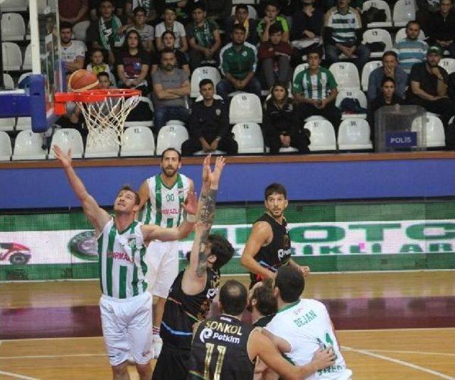 Bursaspor Durmazlar - Petkimspor: 78-85