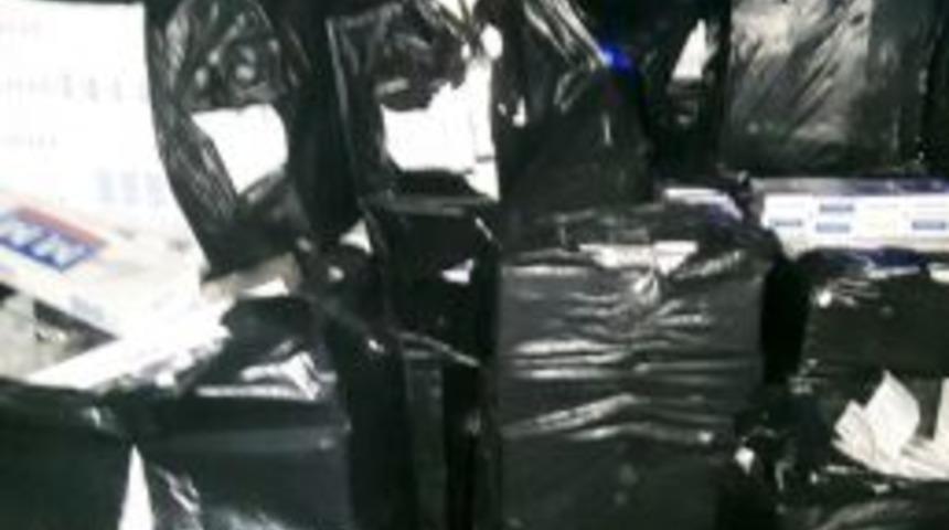 Midyat&rsquo;ta Bin 30 Paket Ka&ccedil;ak Sigara Ele Ge&ccedil;irildi