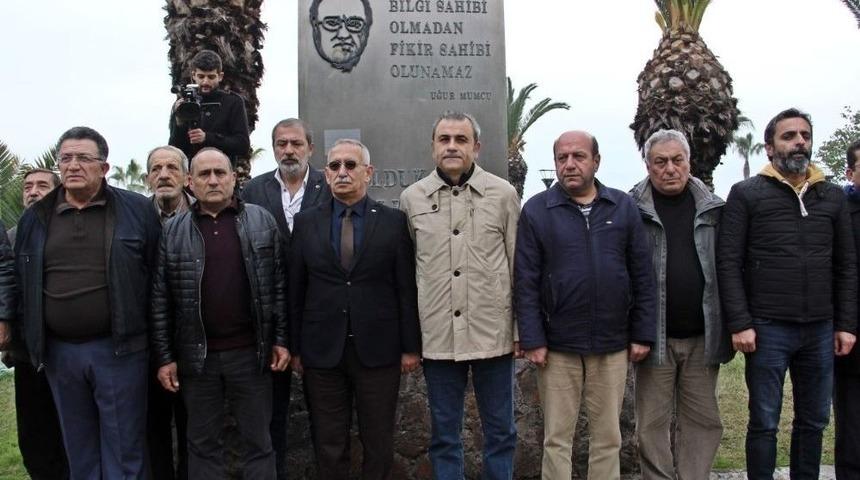Uğur Mumcu, &Ouml;l&uuml;m&uuml;n&uuml;n 25. Yılında Mersin&rsquo;de Anıldı