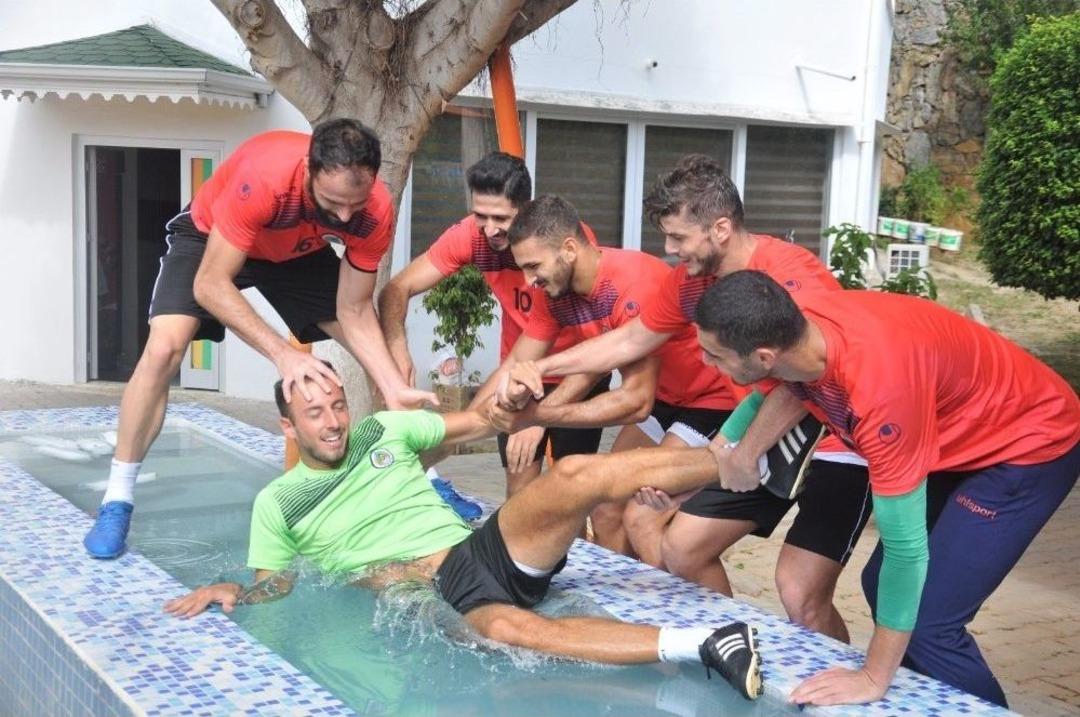 Alanyaspor, Medipol Başakşehir Hazırlıklarını S&uuml;rd&uuml;rd&uuml;