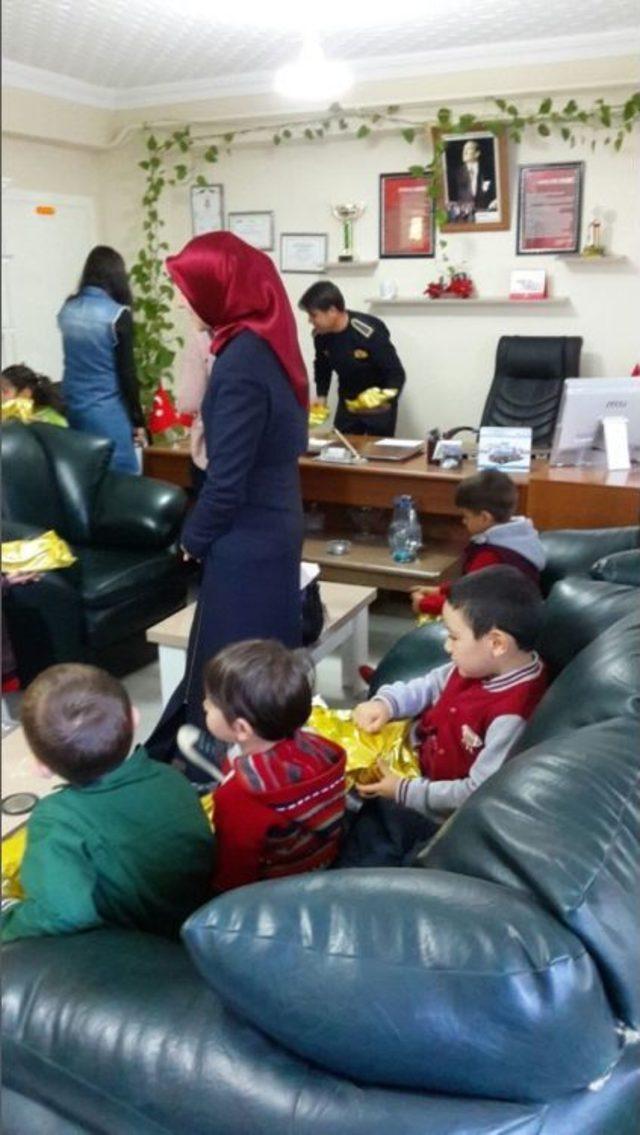 Miniklerden Dinar Belediyesi İtfaiye Amirliğine Ziyaret 1