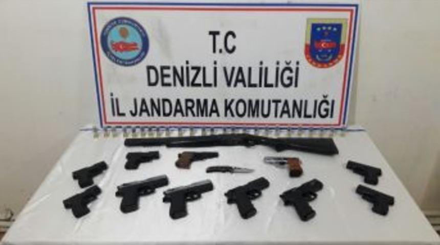 Denizli&rsquo;de Ka&ccedil;ak Silah Operasyonu