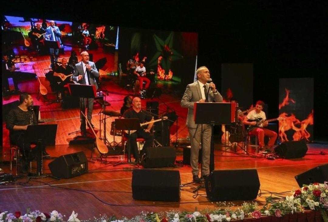 Sultanbeyli&rsquo;de K&uuml;lt&uuml;r-sanat Sezonu Muhteşem Bir Konserle Başladı