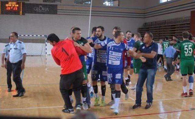 Serik Belediyespor, Selka Eskişehir e 29-28 Yenildi 2