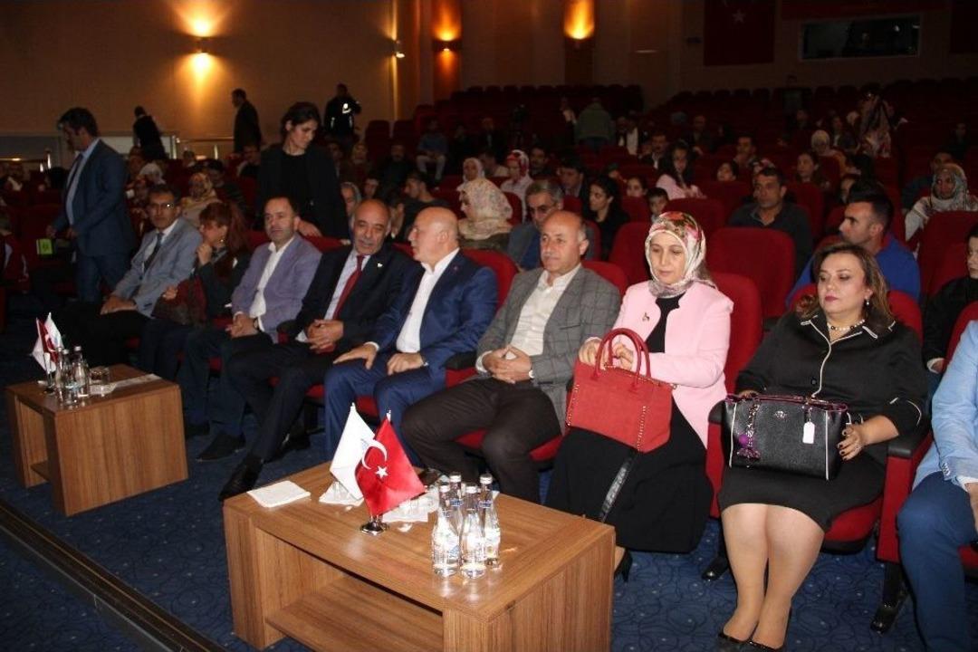 Diyabetli &Ccedil;ocukların Ailelerine Konserli Bilgilendirme Toplantısı