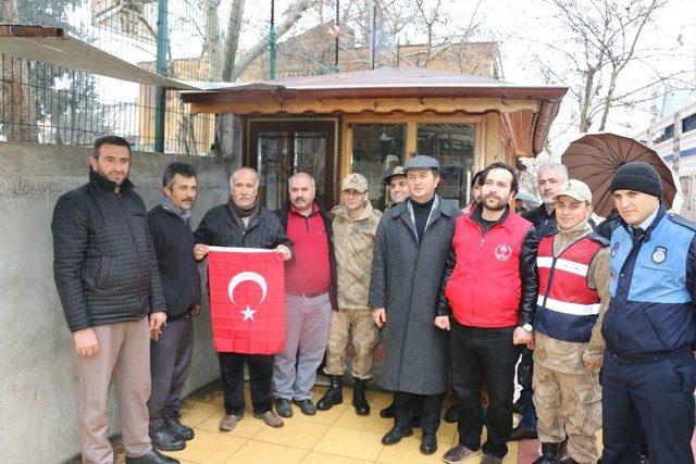 Pazarcık İlçesi Türk Bayraklarıyla Donatıldı