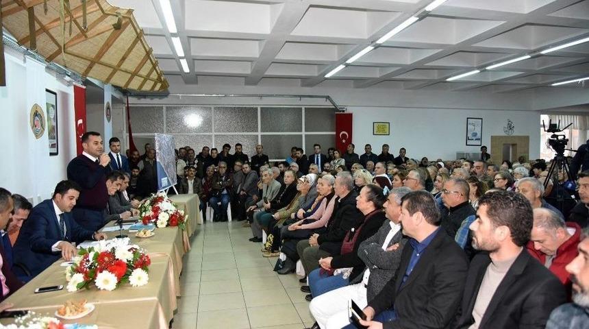 Başkan Y&uuml;cel, Vatandaşlara Kentsel D&ouml;n&uuml;ş&uuml;m&uuml; Anlattı