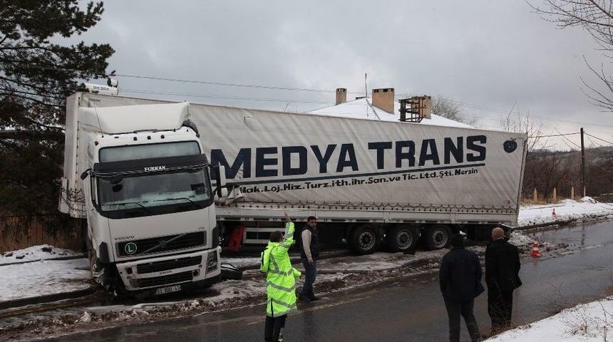 Ahlat’ta Trafik Kazası