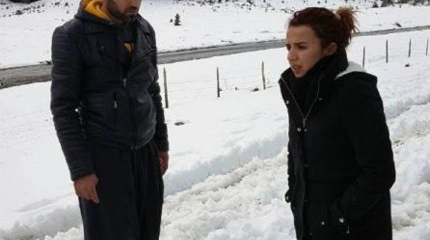 Alanya&rsquo;da Karda Ara&ccedil;larıyla Mahsur Kalan Gen&ccedil;ler Kurtarıldı