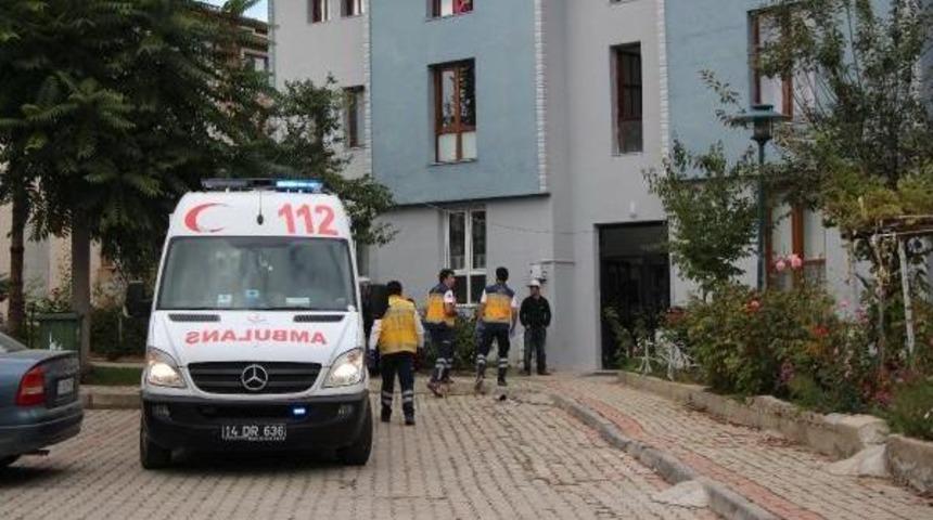 Boşanma Aşamasındaki Eşini &Ouml;ld&uuml;r&uuml;p, Intihar Etti