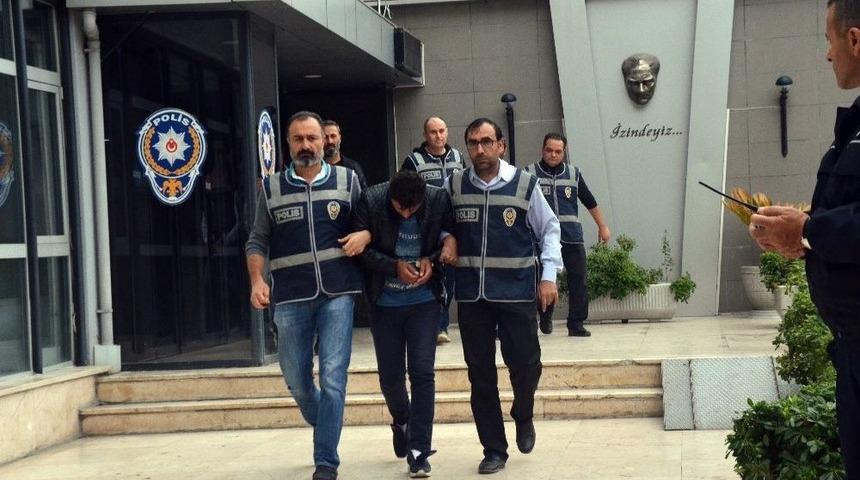 Sahte Polislere 45 Bin Tl Kaptırdı, Ger&ccedil;ek Polislere Parolayı Sordu