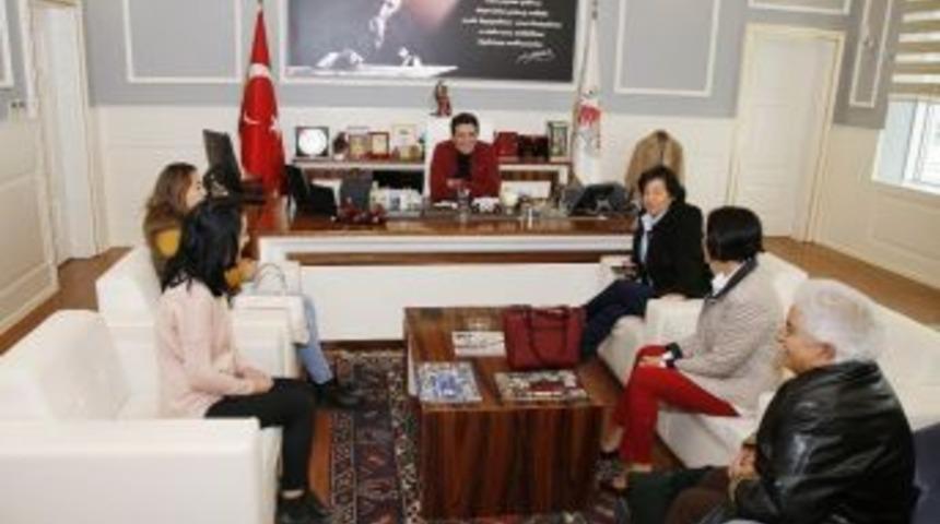 Başkan Gen&ccedil;, Chp&rsquo;li Kadınları Ağırladı