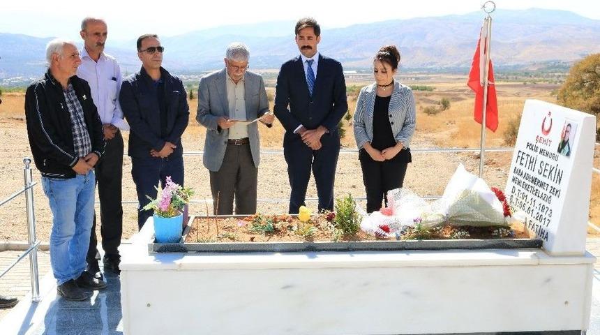 Ak Parti Tunceli Heyeti, Şehit Sekin&rsquo;in Kabrini Ziyaret Etti
